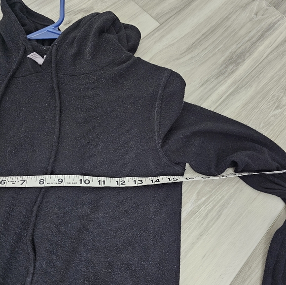 Alo Yoga Black Cropped Hoodie Sz XS - Picture 6 of 6